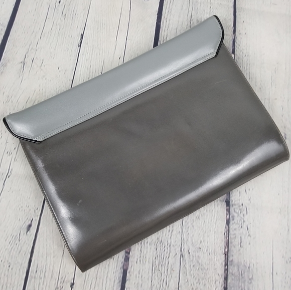 CORET | vintage flap close clutch purse - Picture 2 of 10